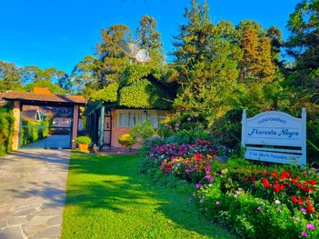 apartment em Rua Alberto Pasqualini, Planalto - Gramado - RS