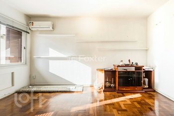 apartment em Rua Luzitana, Higienópolis - Porto Alegre - RS