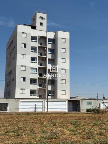 apartment em Avenida Sebastião Fonseca, Residencial Campos Elíseos - Rio Verde - GO