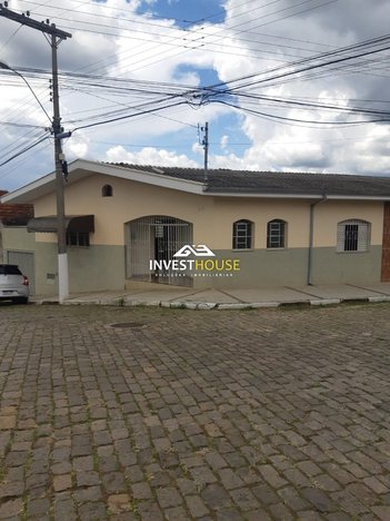 house em Rua Tiradentes, Centro - Guaxupé - MG