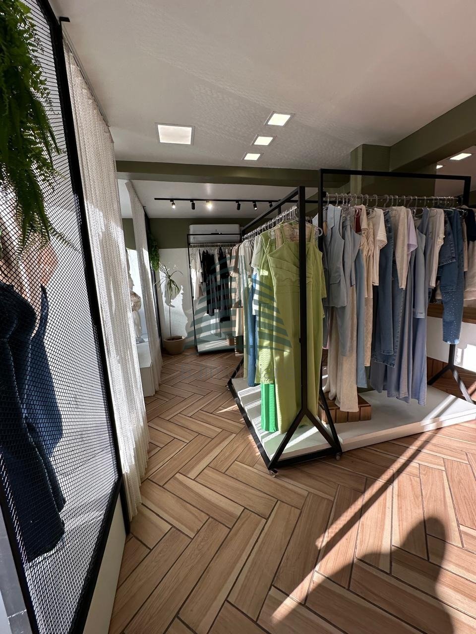 2d2467f2-66a7-4268-95e0-d7b4c126d917