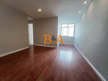 apartment em Rua Laranjeiras, Laranjeiras - Rio de Janeiro - RJ