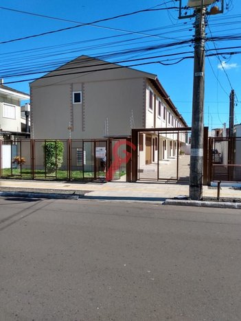 house em Rua Vereador Adão Santos, São José - Canoas - RS
