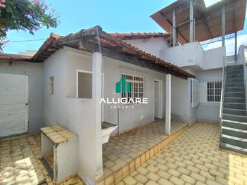 house em Rua Victório Ferraciolli, Jardim Olímpico - Pouso Alegre - MG