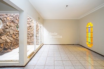 house em QSC 9, Taguatinga Centro (Taguatinga) - Brasília - DF