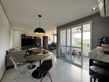 apartment em Rua Jataí, Cristal - Porto Alegre - RS