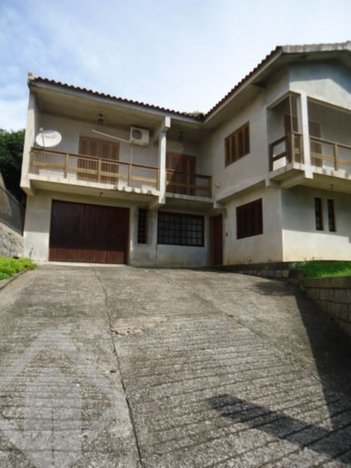 house em Rua Padre Jose Eichelberger, Centro - Guaíba - RS