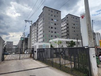 apartment em Avenida Adriano Bertozzi, Jardim Eliane - São Paulo - SP