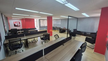 office em Rua XV de Novembro, Centro - Curitiba - PR