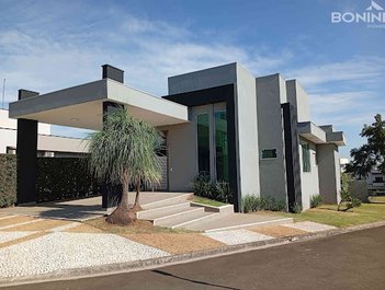 house em Avenida Lírio Correa, Parque Nova Carioba - Americana - SP