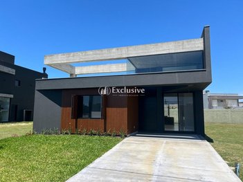 house em Rua Rio Divisa, Centro - Xangri-Lá - RS