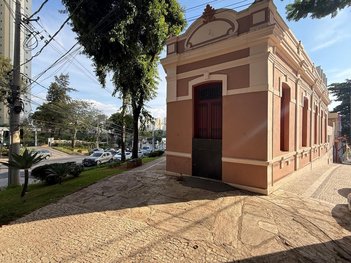 commercial_building em Avenida Assis Chateaubriand, Floresta - Belo Horizonte - MG