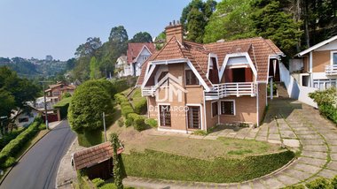 house em Rua Lazar Segal, Vila Inglesa - Campos do Jordão - SP