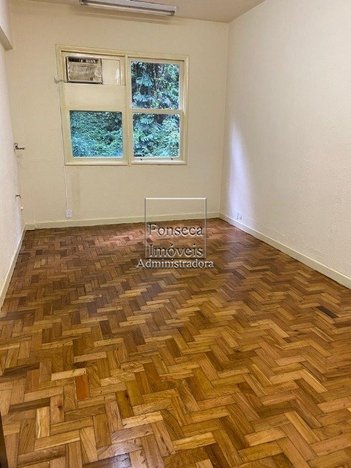office em Rua Dezesseis de Março, Centro - Petrópolis - RJ