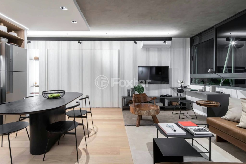 sala-de-estar-moderna-com-mesa-de-jantar-e-sofa-de-couro.jpeg