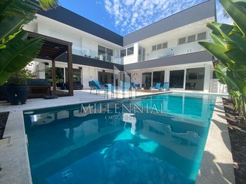 house em Rua dos Peixes-Lua, Jurerê Internacional - Florianópolis - SC