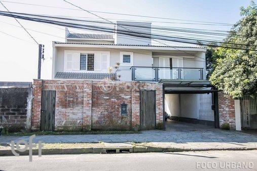 Rua Arapei - facade36.jpg