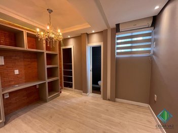 office em Rua Wanderlei Júnior, Campinas - São José - SC
