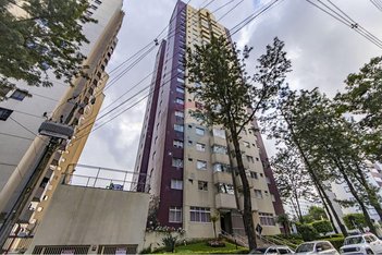 apartment em Rua Oyapock, Cristo Rei - Curitiba - PR