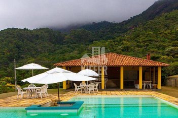 house em Estrada das Perobas, Araras - Petrópolis - RJ