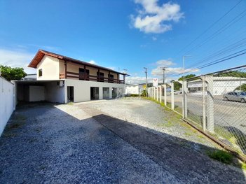 house em Rua Anfiloquio Nunes Pires, Bela Vista - Gaspar - SC