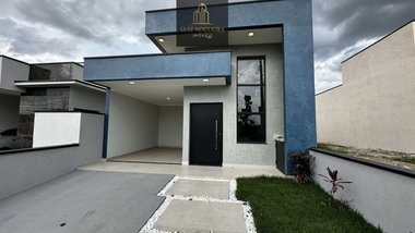 house em Avenida Arthur dos Santos, Loteamento Industrial Água Preta - Pindamonhangaba - SP