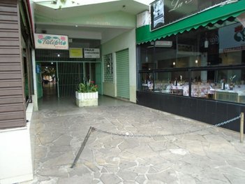 office em Avenida Assis Brasil, São Sebastião - Porto Alegre - RS