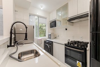 apartment em Rua Alfredo de Andrade, Bonfim - Almirante Tamandaré - PR
