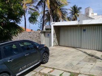 house em Rua Comendador Francisco de Francesco Di Ângelo, De Lourdes - Fortaleza - CE