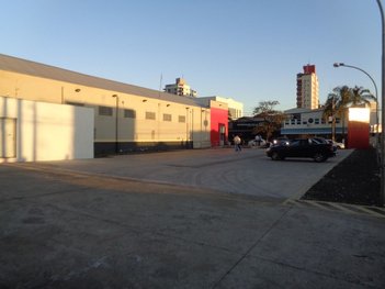 commercial_building em Avenida Dona Francisca, Vila Rezende - Piracicaba - SP