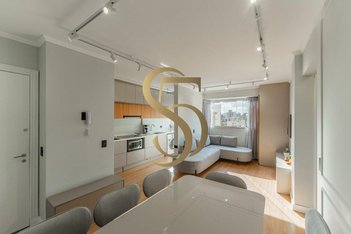 apartment em Rua Leôncio Correia, Água Verde - Curitiba - PR
