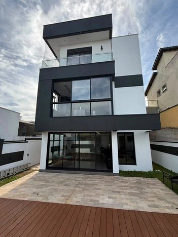 house em Avenida Prefeito Francisco Ribeiro Nogueira, Mogi Moderno - Mogi das Cruzes - SP