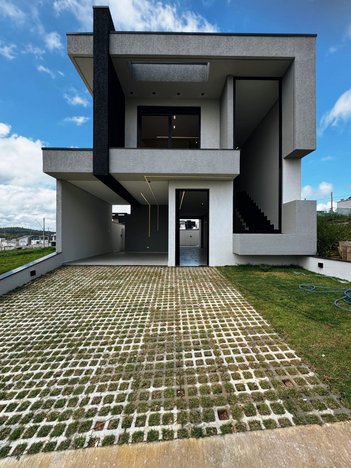 house em Avenida Dom Paulo Rolim Loureiro, Vila Oliveira - Mogi das Cruzes - SP