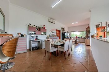 house em Avenida Fábio da Silva Prado, Jardim São Pedro - Araras - SP