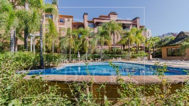 apartment em General Francisco de Paula Cidade, Chácara das Pedras - Porto Alegre - RS