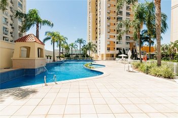 apartment em Avenida Grécia, Passo da Areia - Porto Alegre - RS