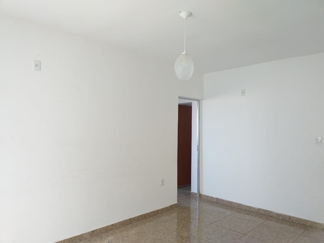 Casa com 2 quartos — Céu Azul, Belo Horizonte