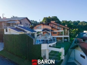 house em Rua Celso Schaefer, Centro I - Brusque - SC