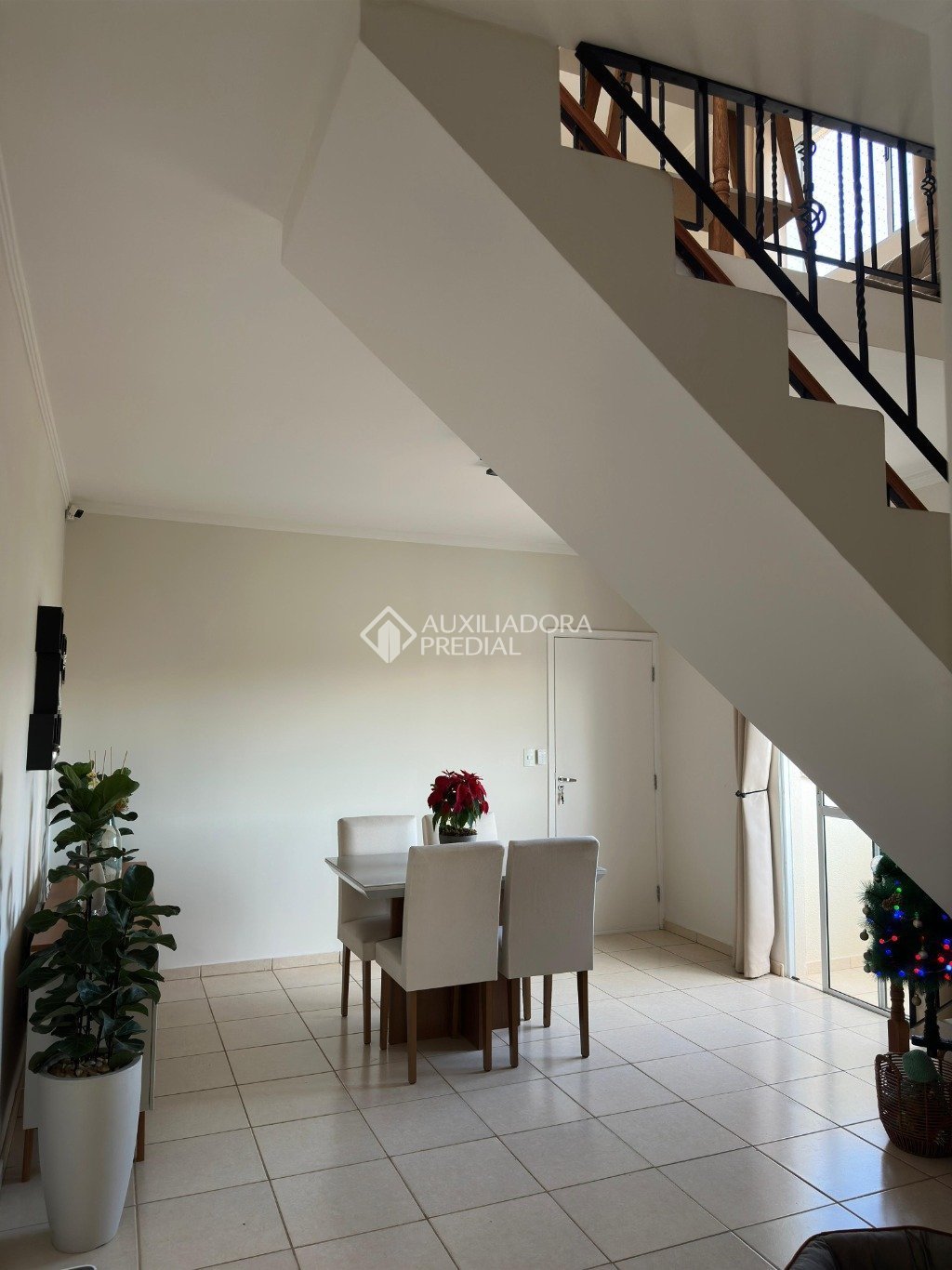 SALA