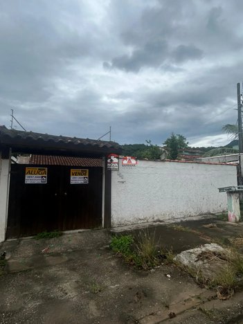 house em Rua Tetsuo Watanabe, Jardim do Sol - Caraguatatuba - SP