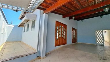 house em Rua Reinaldo Senger, Vila Angela - Botucatu - SP