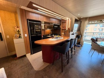 apartment em Avenida Sebastião Davino dos Reis, Jardim Tupanci - Barueri - SP