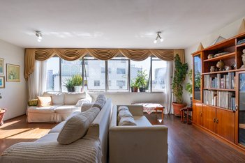 apartment em Rua Marquês de Sabará, Real Parque - São Paulo - SP