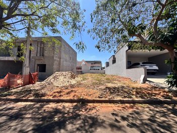 land_lot em Avenida Jardim Botânico, Parque Olívio Franceschini - Hortolândia - SP