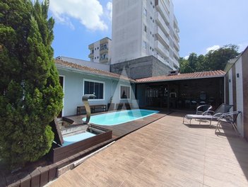 house em Rua Francisco Gomes de Oliveira, Saguaçu - Joinville - SC