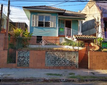 house em Rua Presidente Juarez, São Sebastião - Porto Alegre - RS