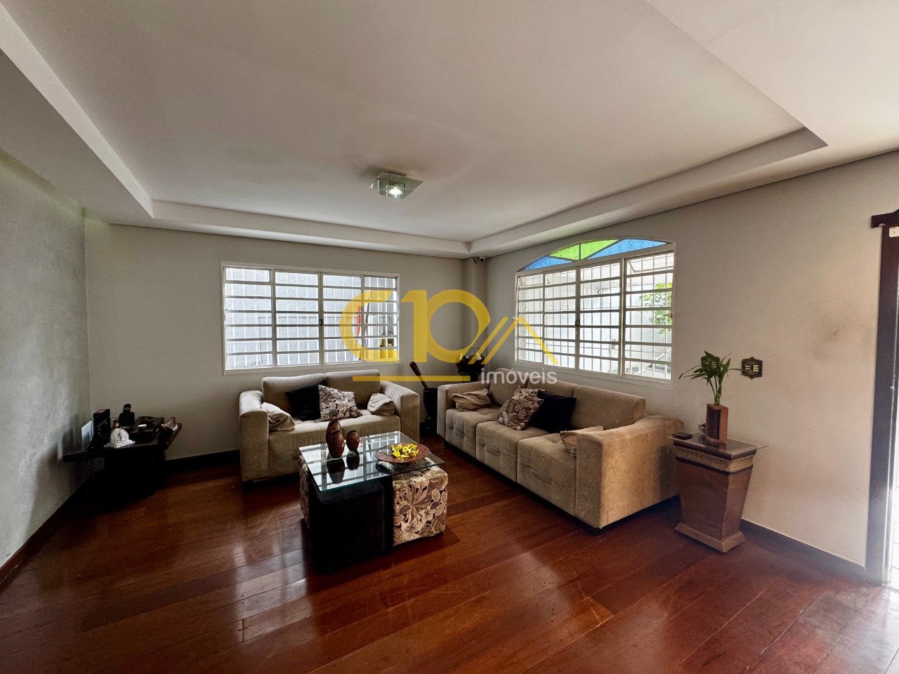 Casa com 7 quartos — Palmares, Belo Horizonte