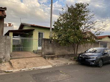 house em Rua Carmino Thadei, Jardim Peabiru - Botucatu - SP