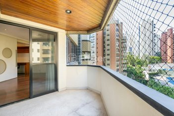 apartment em Rua José de Oliveira Coelho, Vila Andrade - São Paulo - SP