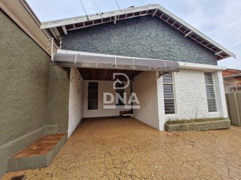 house em Rua Manoel Álvaro Guimarães, Vila São Lúcio - Botucatu - SP